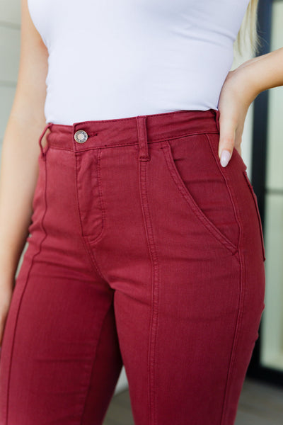 Judy Blue - Phoebe High Rise Front Seam Straight Jeans in Burgundy