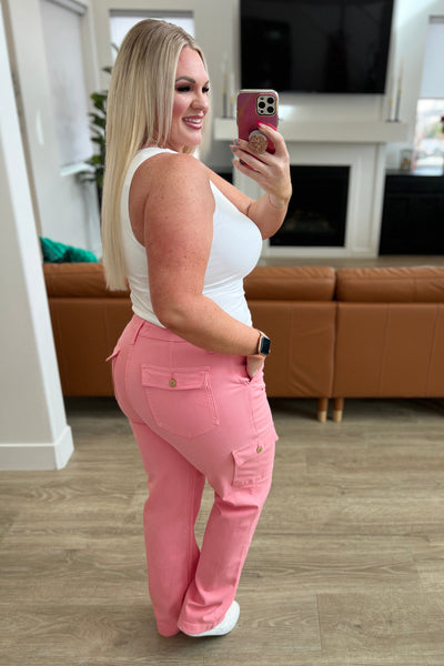 Judy Blue - Peggy High Rise Cargo Straight Jeans in Pink