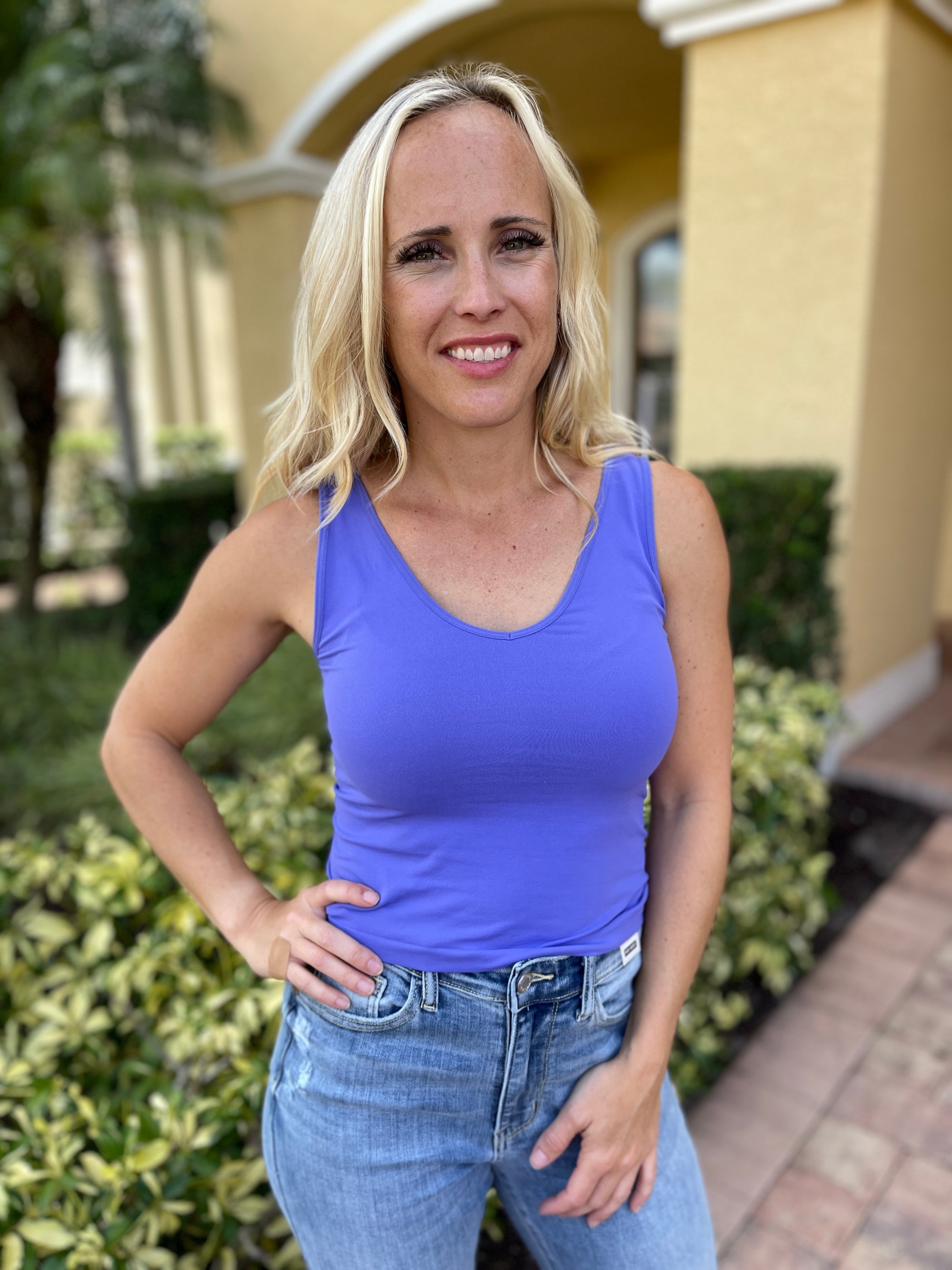 Carefree Seamless Reversible Tank in Periwinkle – Gina Marie's