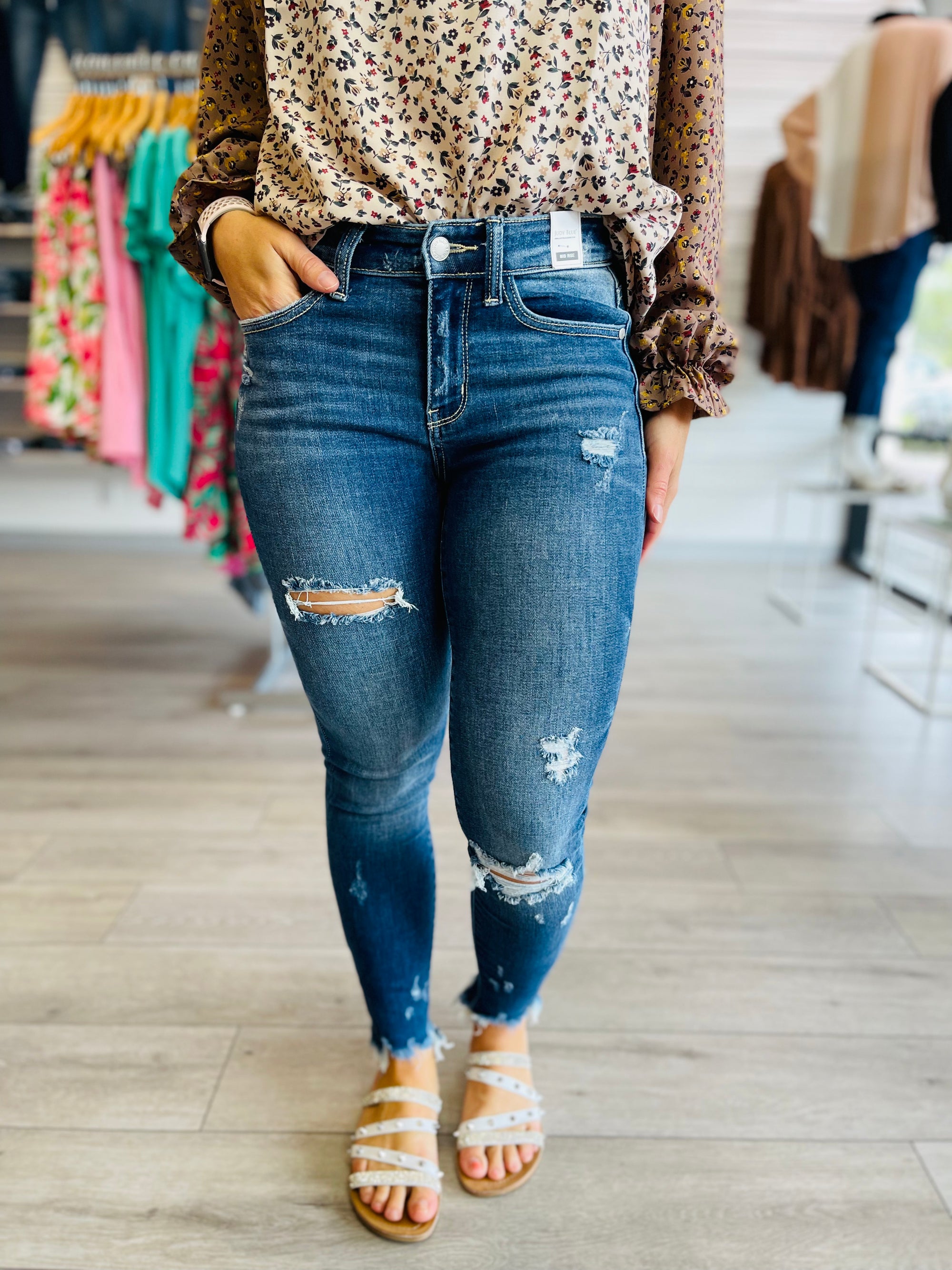 Flare Jeans for Tall Girls: Karlie Kloss x Frame Denim White Flare