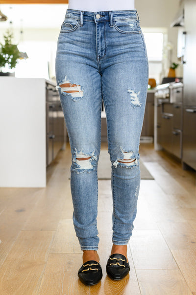 IS Judy Blue - Juno 34" Inseam Skinny Destroyed Jeans