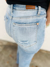 Judy blue Rose High Rise 90's Straight Jeans in Light Wash
